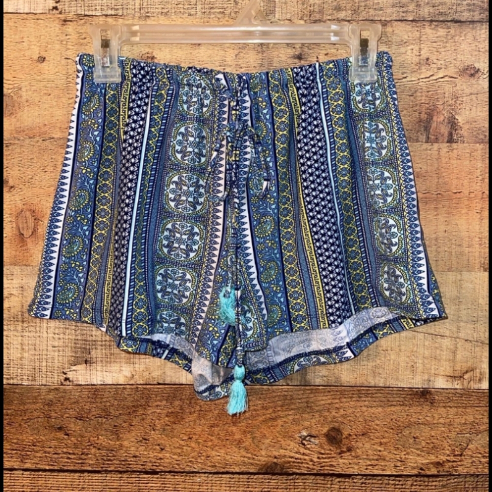 SOLD Bobbie Brooks Paisley Shorts